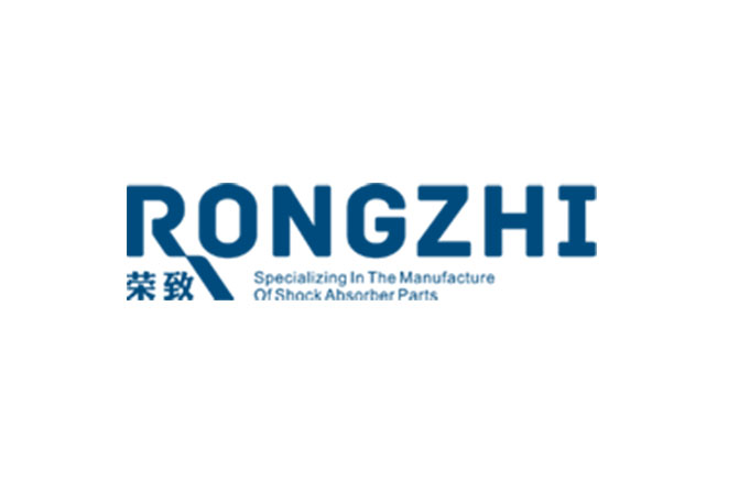 車外燈具需及時進行維護 裂紋也不應被忽視